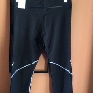 Women’s Nike brand new black leggings